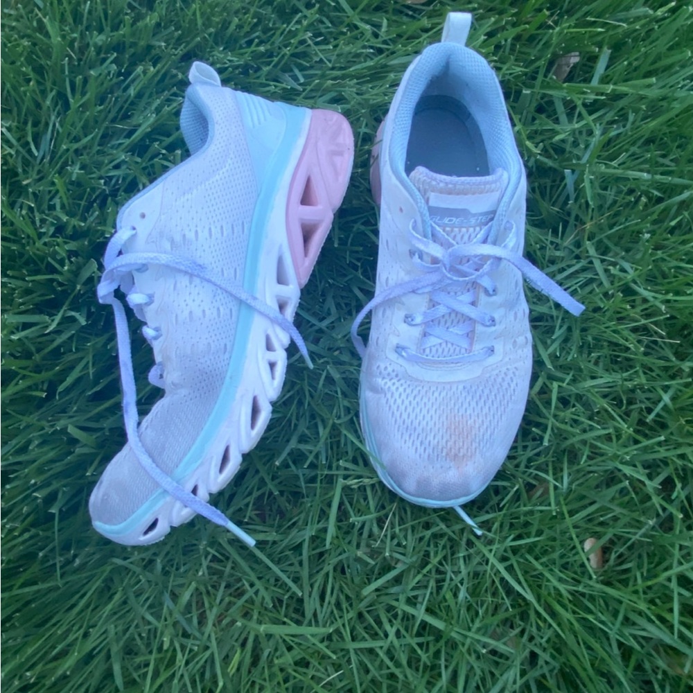 Skechers white Sneakers
